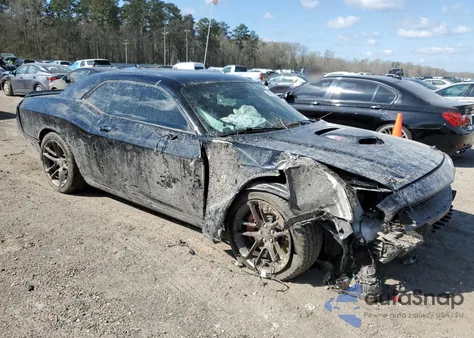 2021 Dodge Challenger R/T Scat Pack z USA, uszkodzony, nr VIN 2C3CDZFJ5MH672468